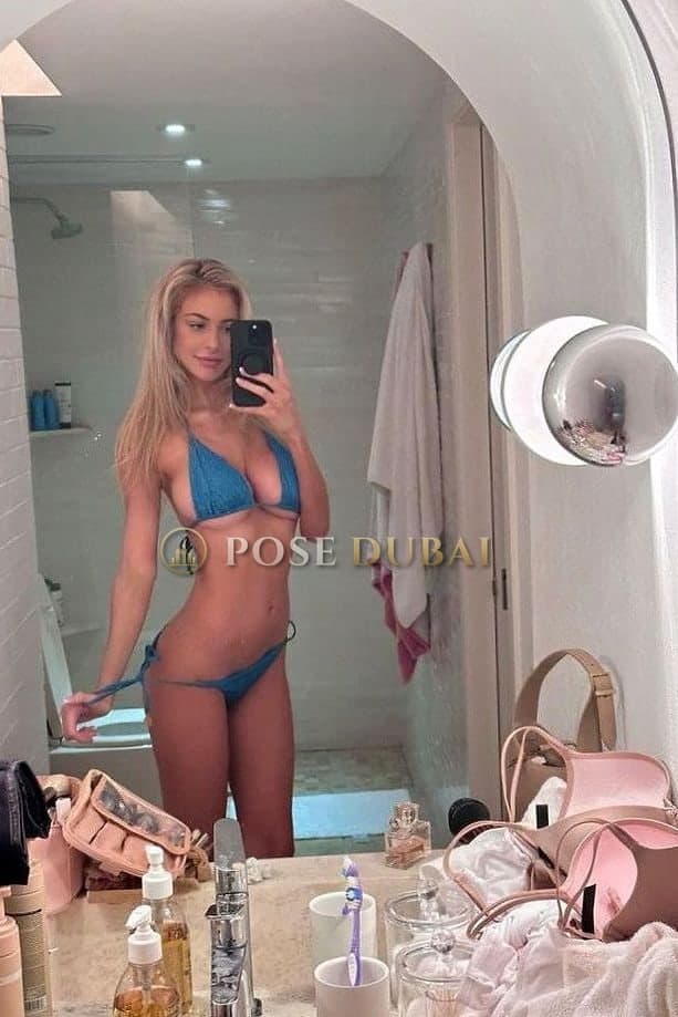 Emily, 22, escort in Dubai — 166 cm (photo 3 of 11)