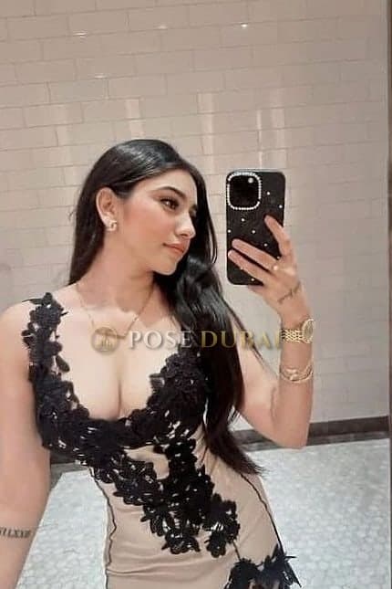 Harleen, 23, escort in Dubai — Indian, 167 cm (photo 1 of 4)