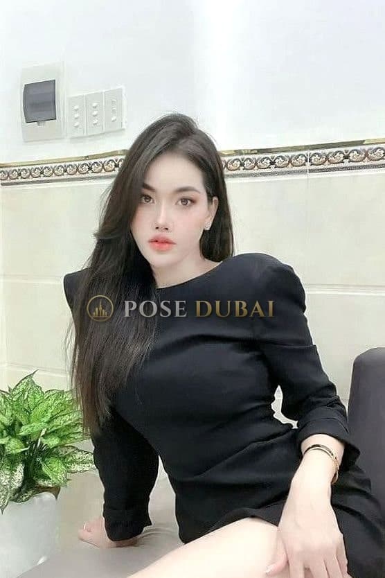 Jinju, 22, escort in Dubai — 175 cm (photo 2 of 7)