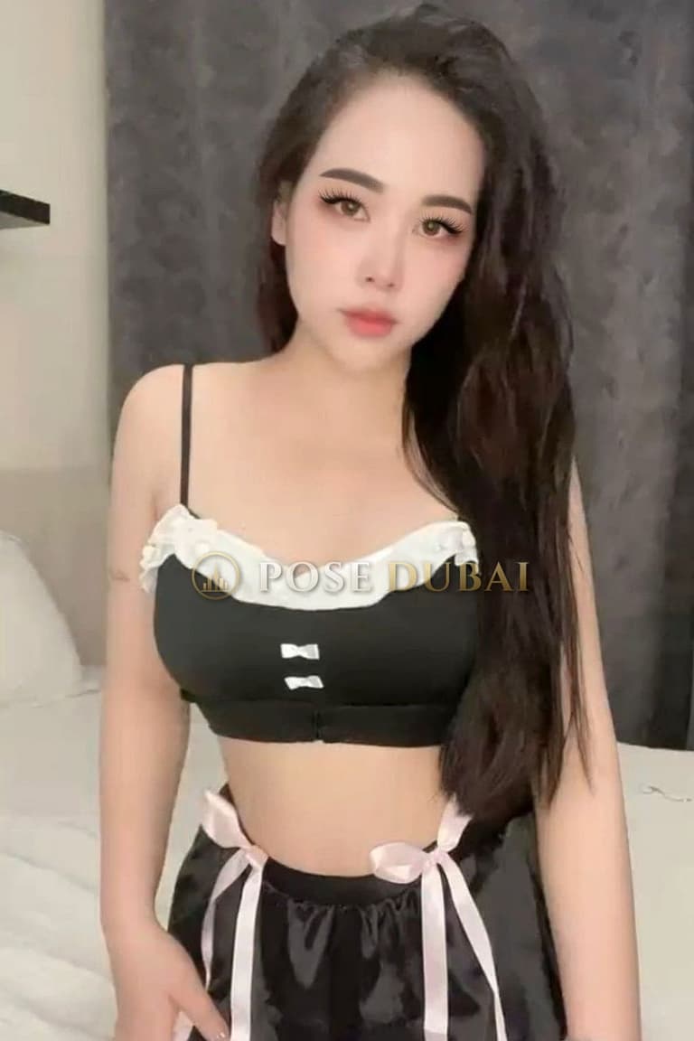 Jolie, 20, escort in Dubai — 156 cm, Vietnamese (photo 2 of 12)