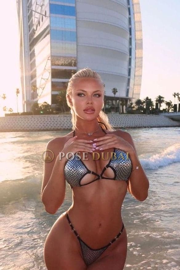 Joyce, 23, escort in Dubai — 169 cm (photo 1 of 8)