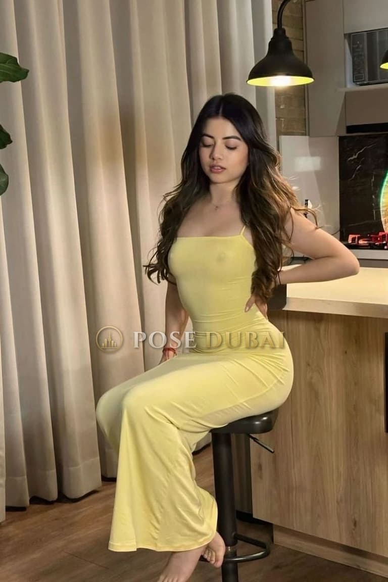 Jugni, 22, escort in Dubai — Indian, 168 cm (photo 3 of 4)