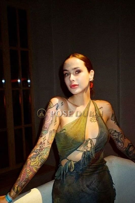 Lily, 22, escort in Dubai — 168 cm (photo 2 of 18)