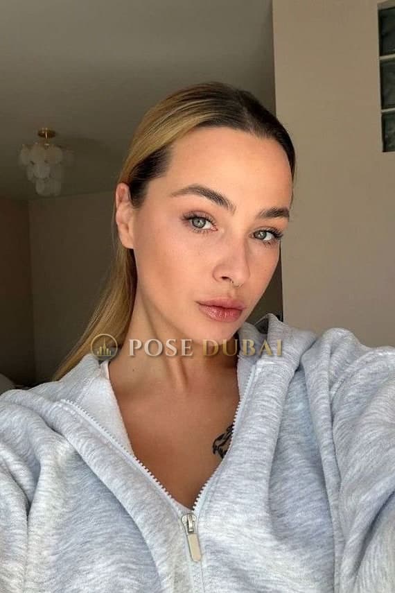 Lily, 22, escort in Dubai — 168 cm (photo 3 of 18)