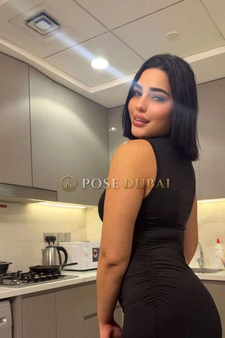 Maryem, 20, escort in Dubai — 167 cm, Tunisian (photo 2 of 18)