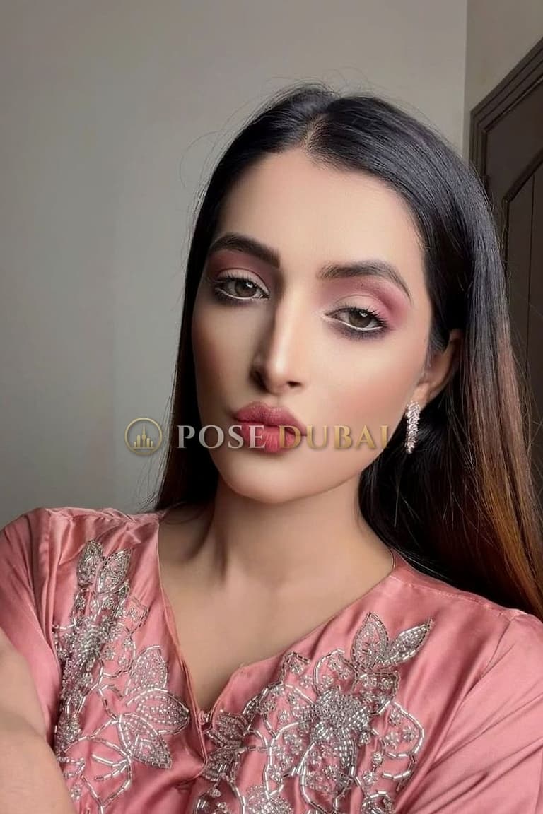 Mashal, 24, escort in Dubai — Indian, 166 cm (photo 1 of 5)