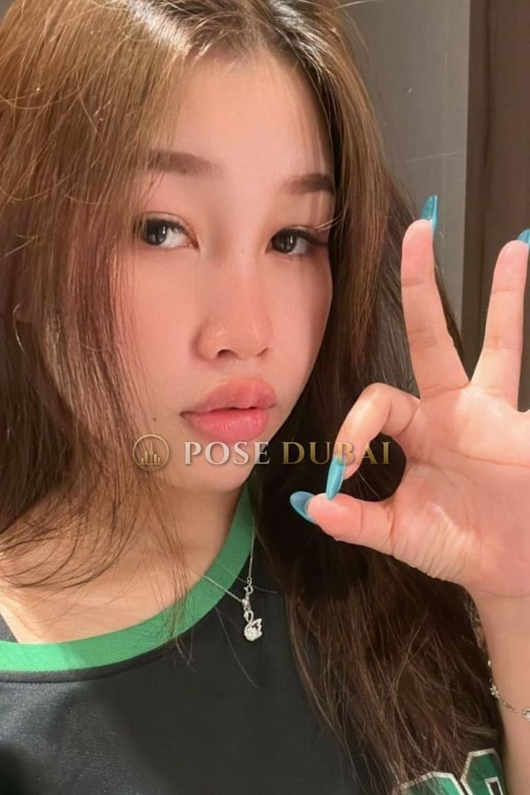 Maya, 22, escort in Dubai — Indonesian, 160 cm (photo 3 of 8)