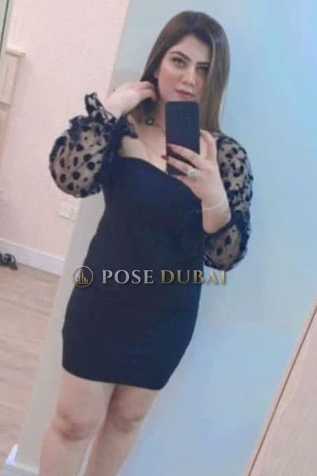 Maya Khan, 22, escort in Dubai — 165 cm, Indian (photo 2 of 10)