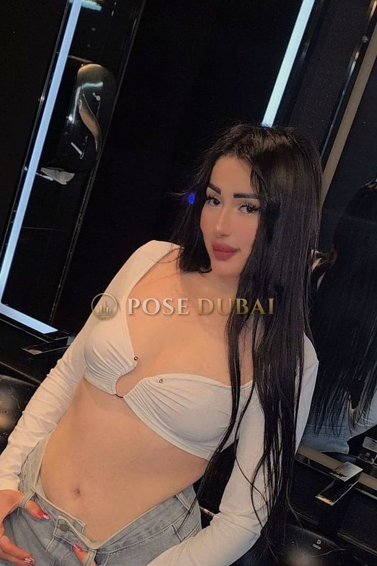 Meme, 22, escort in Dubai — 170 cm, Syrian (photo 2 of 9)