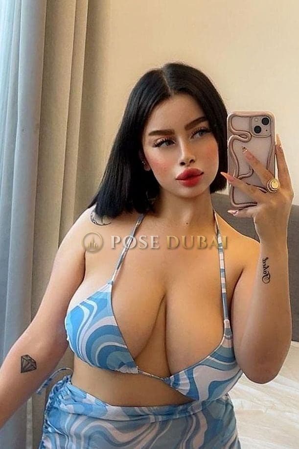 Mira, 22, escort in Dubai — 167 cm (photo 1 of 5)