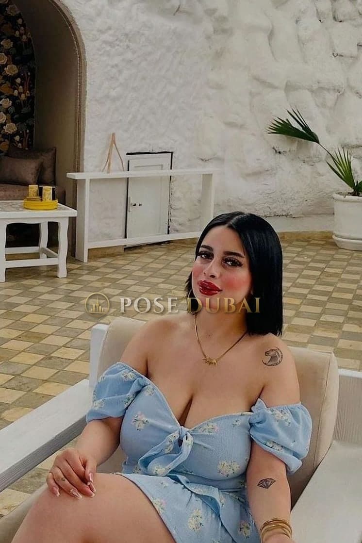 Mira, 22, escort in Dubai — 167 cm (photo 2 of 5)