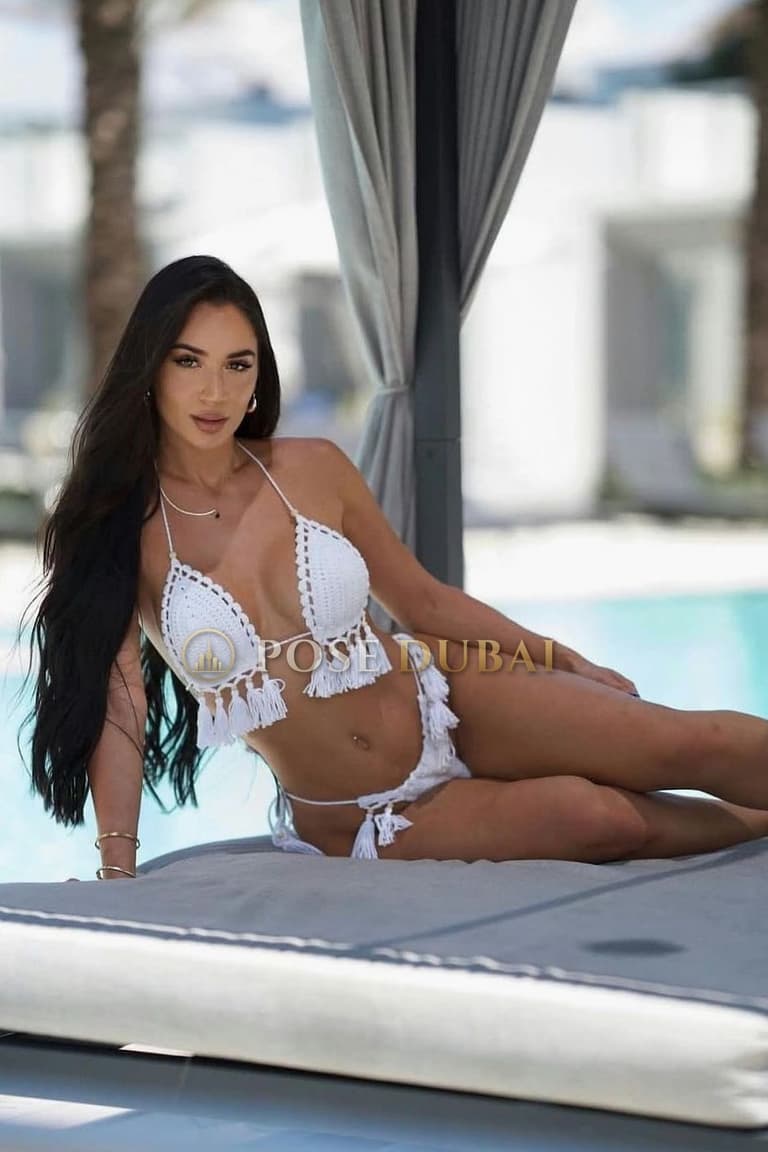 Olesya, 23, escort in Dubai — Ukrainian, 171 cm (photo 3 of 10)