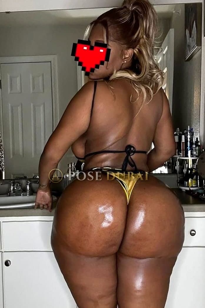 Pearl, 27, escort in Dubai — South African, 168 cm (photo 3 of 8)
