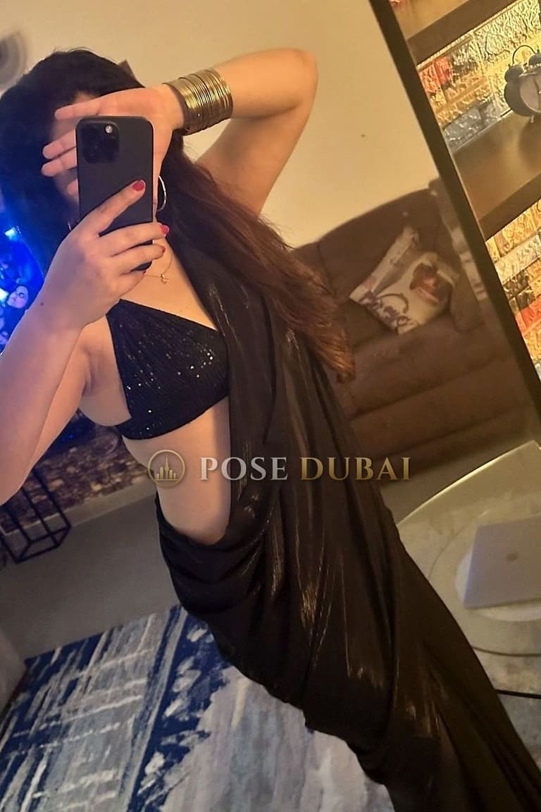 Priya, 29, escort in Dubai — Indian (photo 1 of 6)