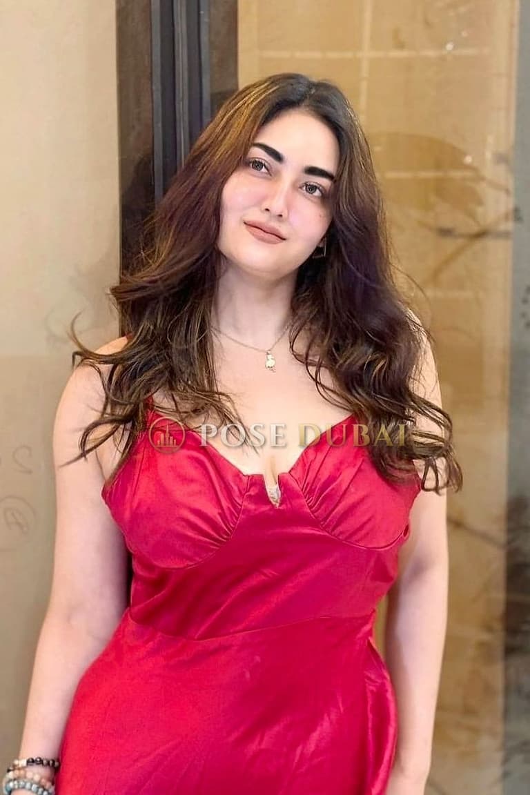 Rashmi, 24, escort in Dubai — Indian, 168 cm (photo 3 of 6)