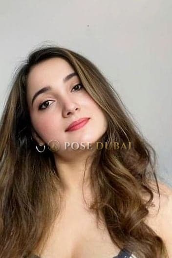 Ridhi, 22, escort in Dubai — Indian, 159 cm (photo 1 of 5)