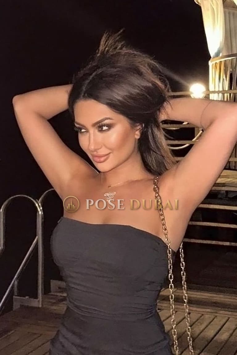 Rose, 25, escort in Dubai — 165 cm, Azerbaijani (photo 2 of 8)