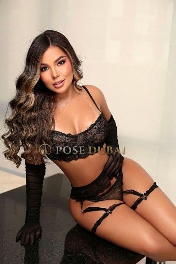 Serena, 23, escort in Dubai — 170 cm, Brazilian (photo 2 of 7)