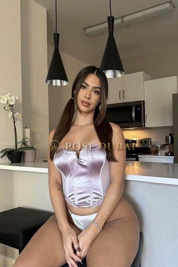 Ulyana, 22, escort in Dubai — Russian, 170 cm (photo 1 of 10)