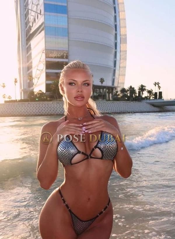 Joyce, 23, escort in Dubai โ 169 cm (photo 1 of 8)