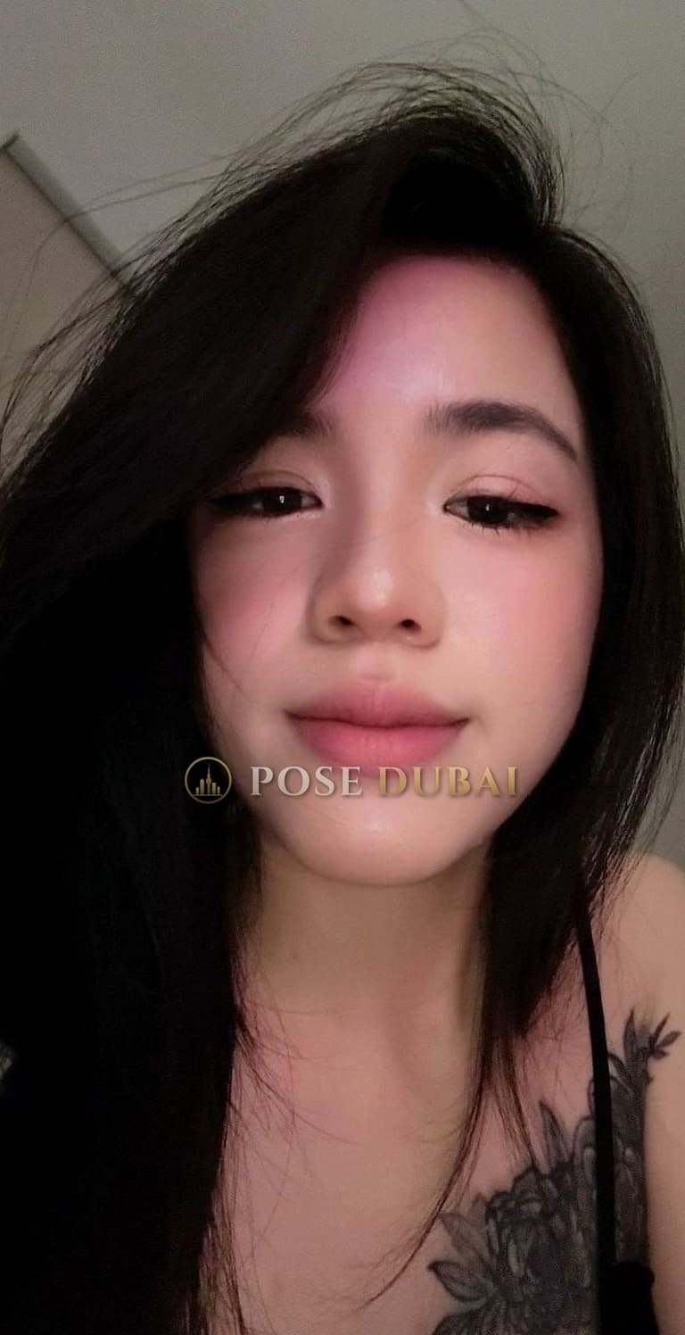 Mặt, 24, escort in Dubai — Vietnamese, 162 cm (photo 3 of 8)