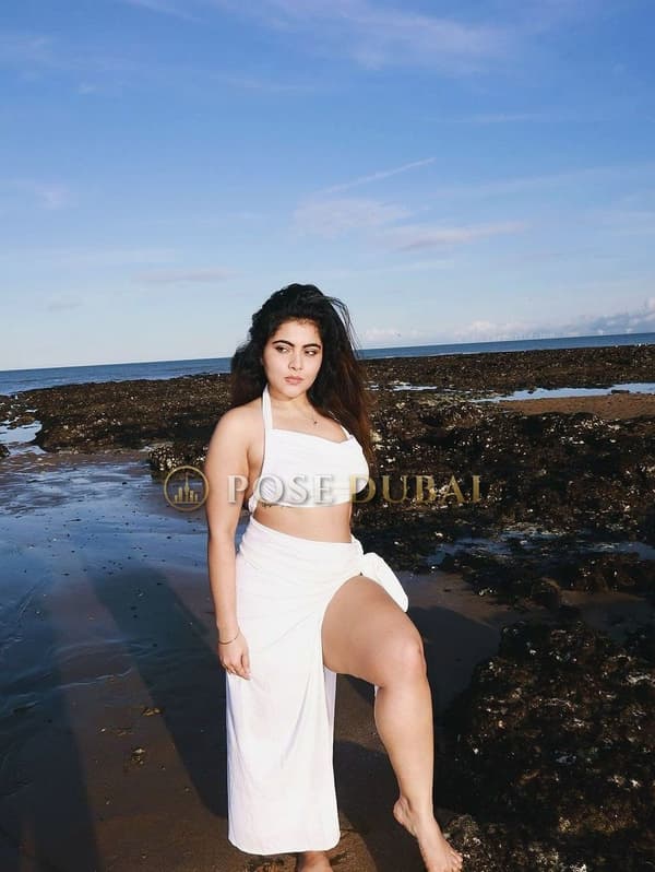 Muskan, 23, escort in Dubai — Indian, 168 cm (photo 1 of 6)
