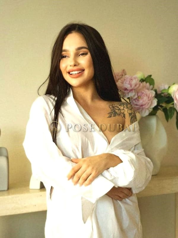 Anya, 21, escort in Dubai — Ukrainian, 158 cm (photo 1 of 9)