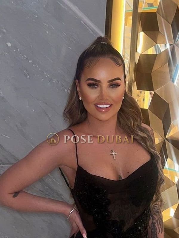Chanel, 27, escort in Dubai — British, 170 cm (photo 1 of 5)