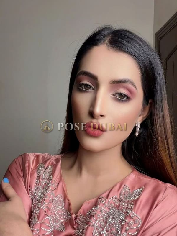 Mashal, 24, escort in Dubai — Indian, 166 cm (photo 1 of 5)