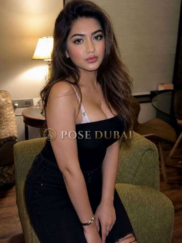 Preeti, 22, escort in Dubai — Indian, 169 cm (photo 1 of 5)