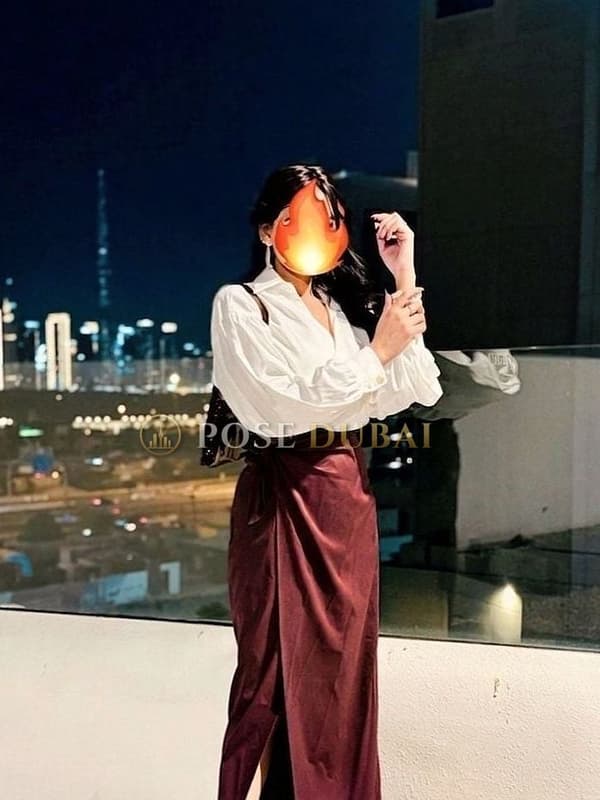 Sakshi, 23, escort in Dubai — 173 cm (photo 1 of 7)
