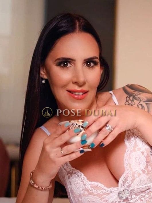 Sofia, 33, escort in Dubai — 165 cm (photo 1 of 8)