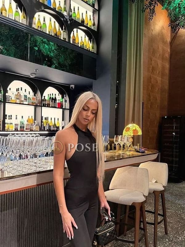 Vitalina, 20, escort in Dubai โ Russian, 175 cm (photo 1 of 12)