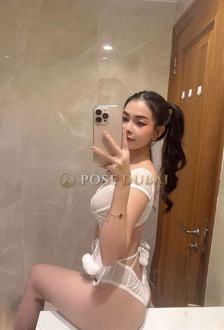 Ruby, 22, escort in Dubai — Korean, 165 cm (photo 3 of 15)