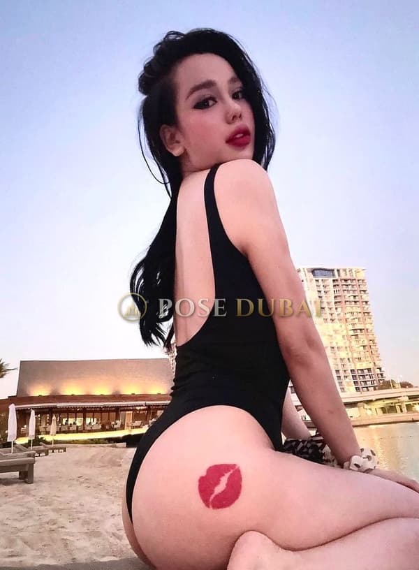Sara, 20, escort in Dubai โ Singaporean, 168 cm (photo 1 of 15)
