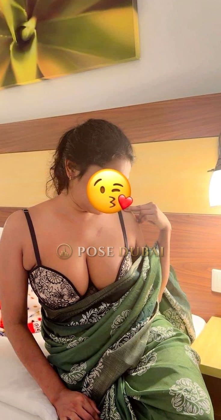 Shehani, 29, escort in Dubai — 153 cm, Sri Lankan (photo 2 of 8)