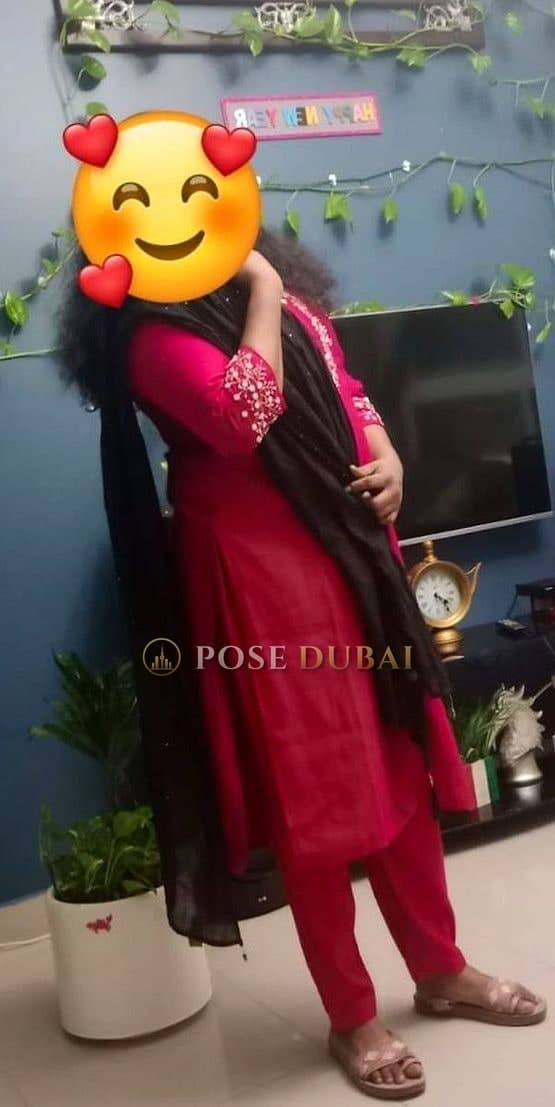 Siya, 30, escort in Dubai — Indian, 169 cm (photo 1 of 3)